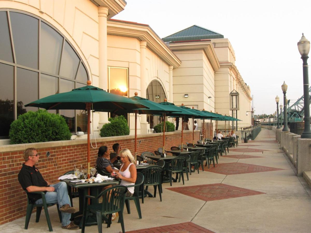 Harrah'S Joliet Casino Hotel Exterior photo